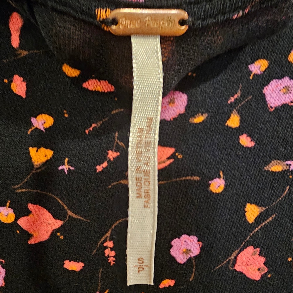 Free People Black Floral Short Sleeve Keyhole Back Maxi Dress Small OB1085794 - Picture 3 of 9